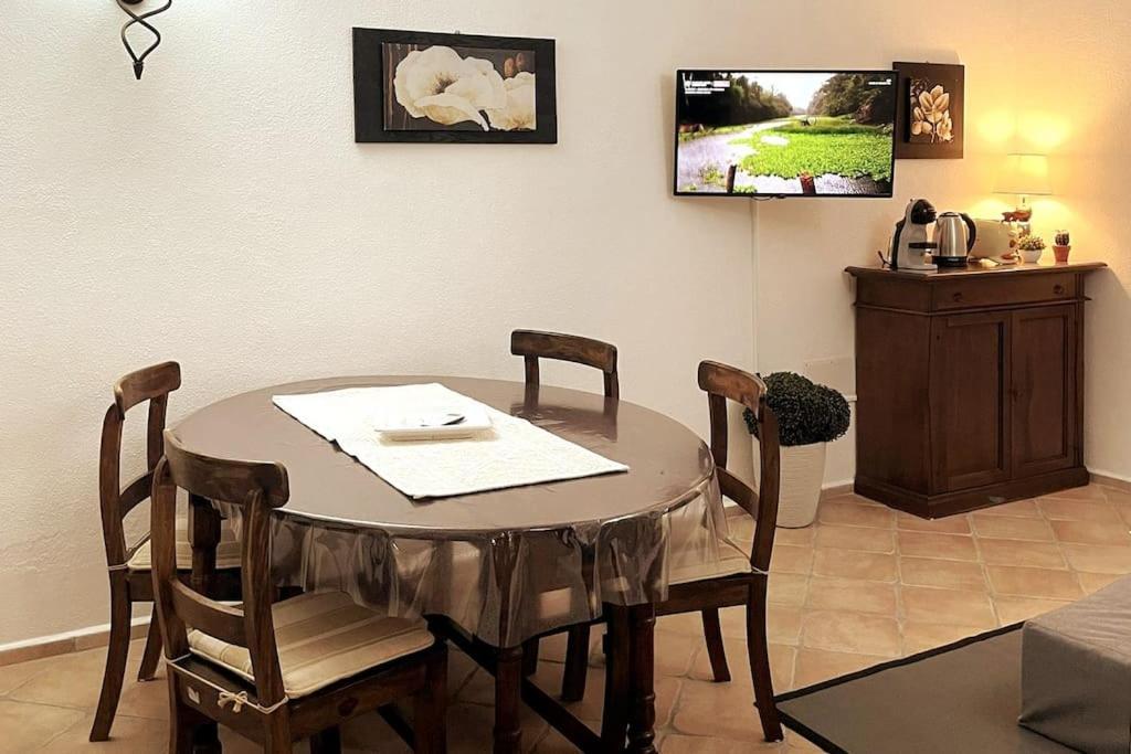 Looney Tunes Home Olbia Extérieur photo