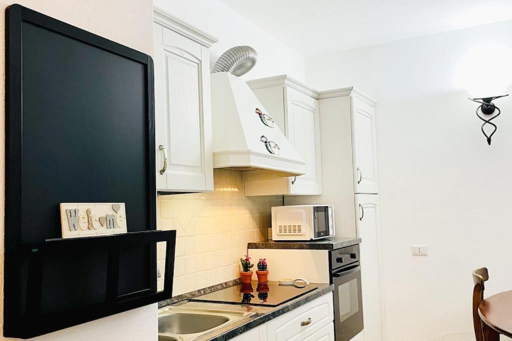 Looney Tunes Home Olbia Extérieur photo