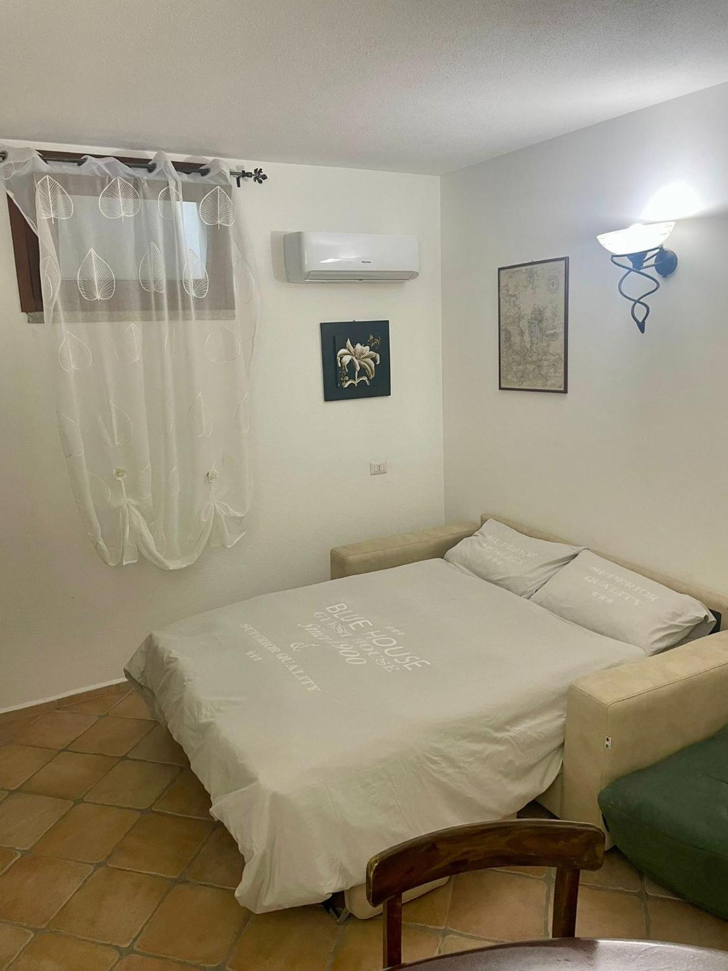 Looney Tunes Home Olbia Extérieur photo