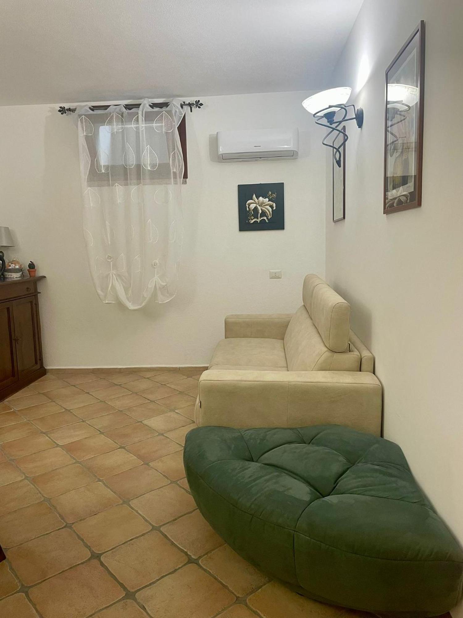 Looney Tunes Home Olbia Extérieur photo